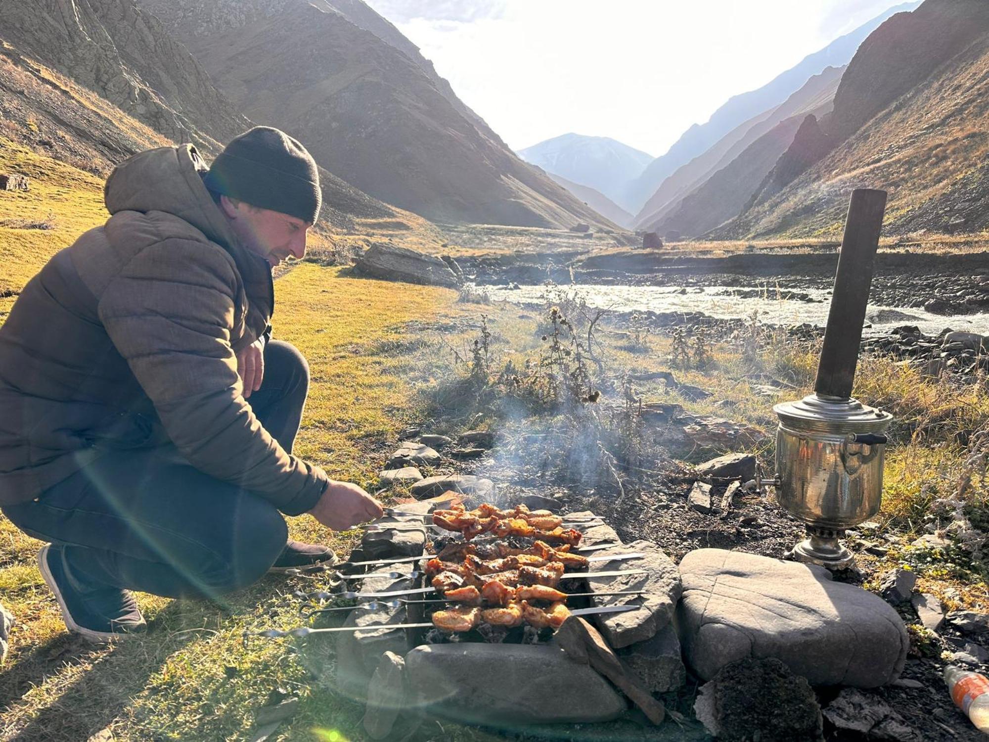 Xinaliq Khinalig Izzet'S Riverside Home Stay Zewnętrze zdjęcie