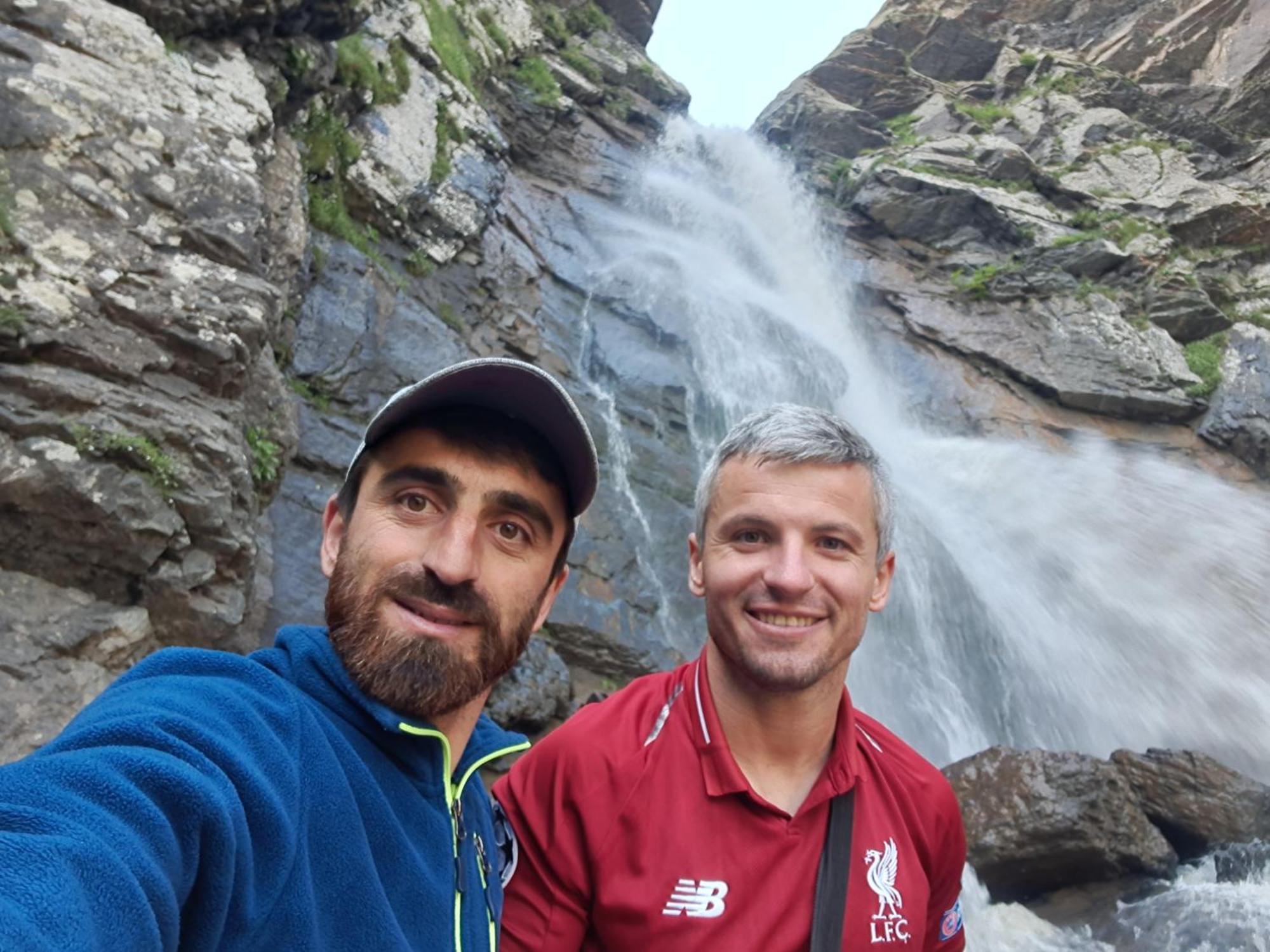 Xinaliq Khinalig Izzet'S Riverside Home Stay Zewnętrze zdjęcie
